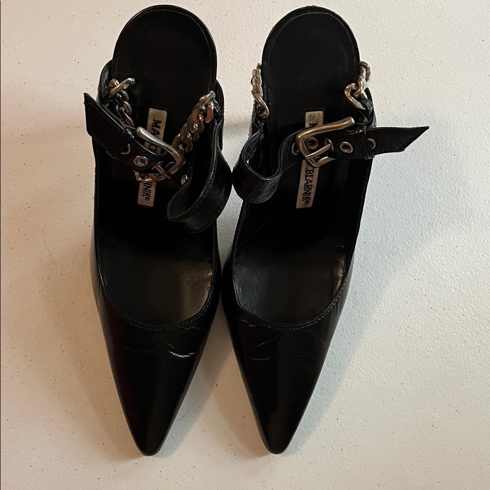 Womens Manolo Blahnik Black Point Toe Chain Heel Sleing Back Heels Size 36